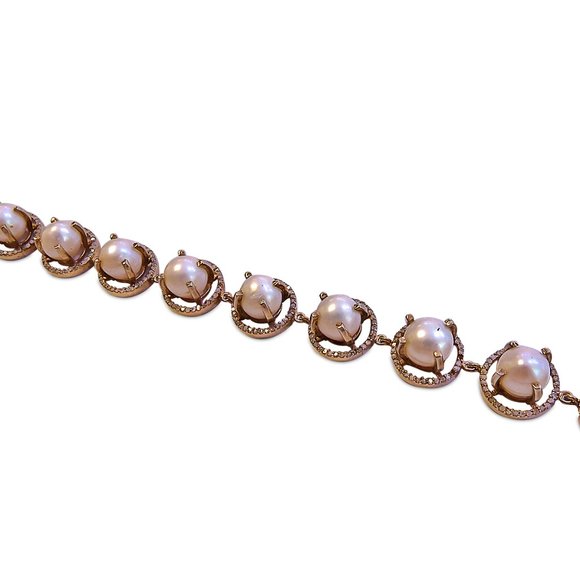 14k Gold Diamond & Pearl Bracelet - Picture 3 of 6